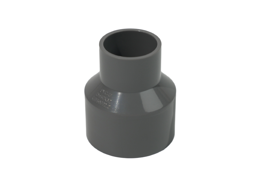 Quanto è durevole il giunto riduttore in PVC? A quali tipi di ambienti e pressioni può resistere?